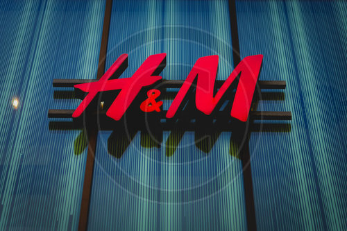 H&M