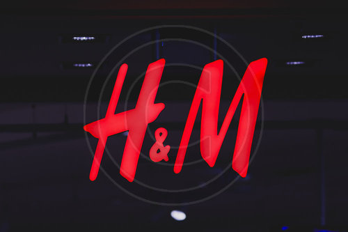 H&M