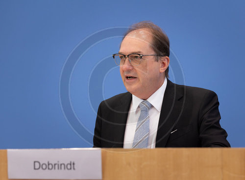 Alexander Dobrindt (CSU), Bundesminister des Inneren