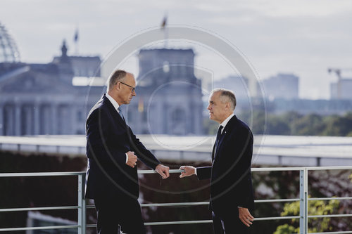 Bundeskanzler Merz trifft kanadischen Premierminister Carney