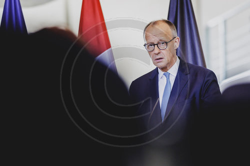 Bundeskanzler Merz trifft kanadischen Premierminister