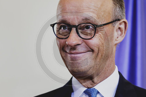 Bundeskanzler Merz trifft kanadischen Premierminister