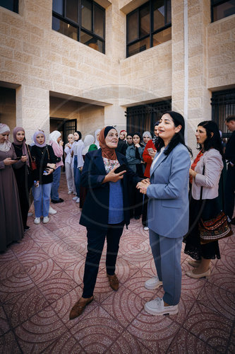 Reem Alabali-Radovan reist nach Nahost