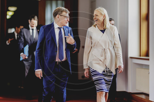 Aussenminister Wadephul und Elina Valtonen bei BoKo