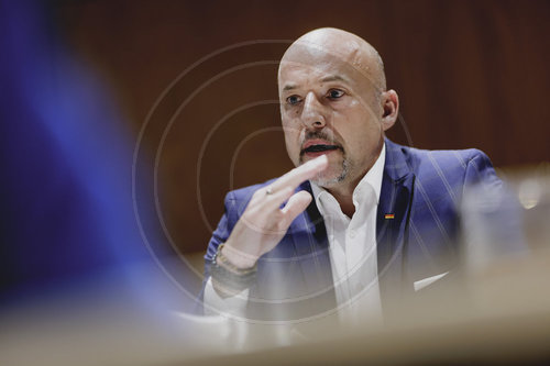 Alexander Hoffmann