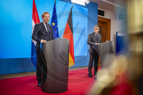 Aussenminister Wadephul trifft niederlaendischen Amtskollegen