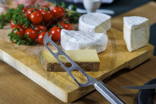Gedeckter Fruehstueckstisch