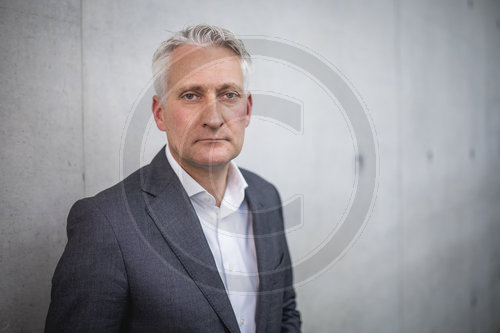 Hansjoerg Durz