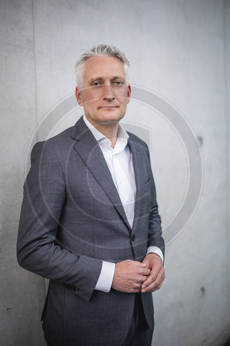 Hansjoerg Durz