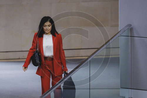 Deutscher Bundestag beraet ueber Haushalt 2025