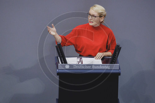 Deutscher Bundestag beraet ueber Haushalt 2025
