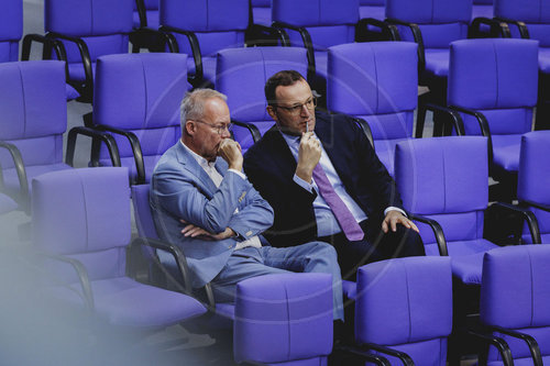 Deutscher Bundestag beraet ueber Haushalt 2025