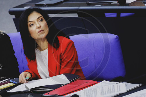 Deutscher Bundestag beraet ueber Haushalt 2025