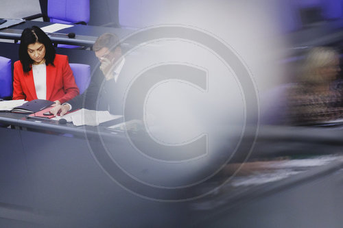 Deutscher Bundestag beraet ueber Haushalt 2025
