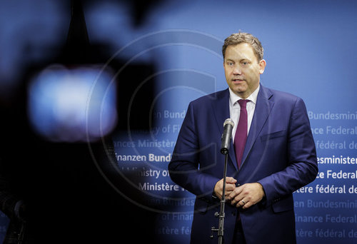 Stahlgipfel mit Betriebsraeten und Gewerkschaften
