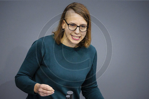 Anne Zerr