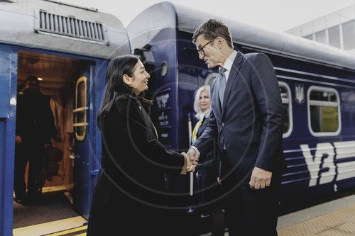 Entwicklungsministerin Alabali Radovan reist in die Ukraine