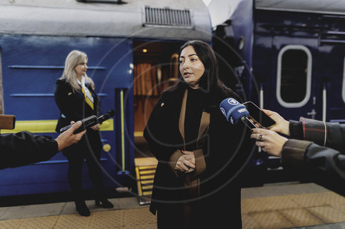 Entwicklungsministerin Alabali Radovan reist in die Ukraine