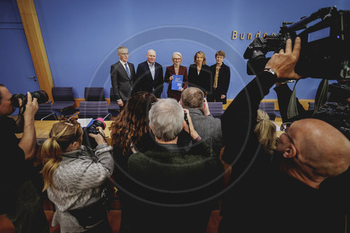 Vorstellung des Jahresgutachtens 2025/26 des Sachverstaendigenrates