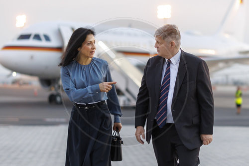 BM Reiche reist in die VAE und nach Katar