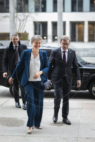 Johann Wadephul und Yvette Cooper