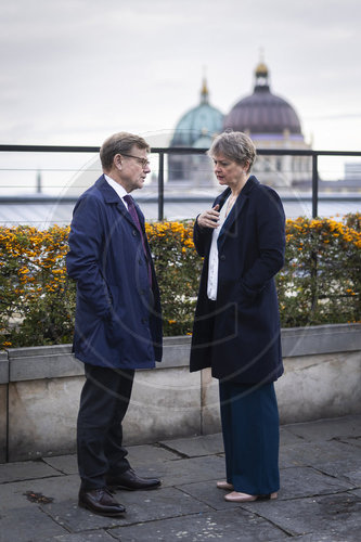 Johann Wadephul und Yvette Cooper
