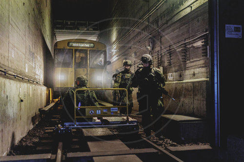 Bundeswehr-Uebung Operation 'Bollwerk Baerlin'