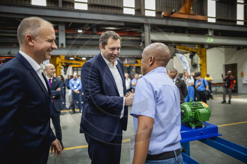 Bundesfinanzminister Klingbeil in Suedafrika