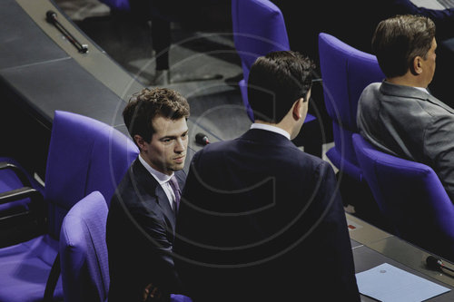 Bundestag beraet ueber Rentenpaket