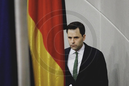 Bundestag beraet ueber Rentenpaket