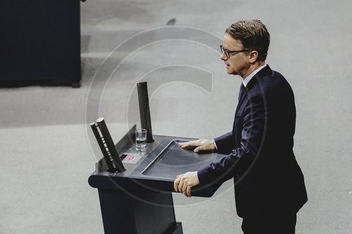 Bundestag beraet ueber Rentenpaket