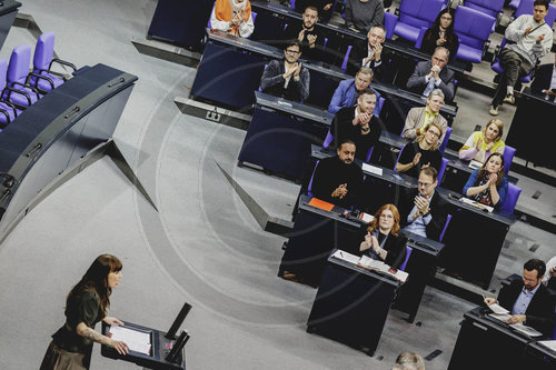 Bundestag beraet ueber Rentenpaket