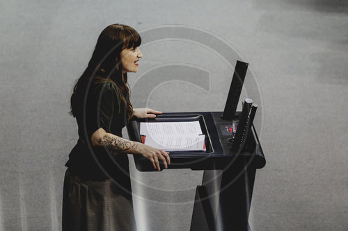 Bundestag beraet ueber Rentenpaket