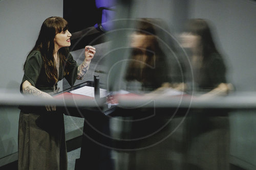 Bundestag beraet ueber Rentenpaket