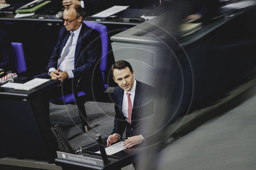 Bundestag beraet ueber Rentenpaket