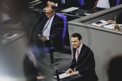 Bundestag beraet ueber Rentenpaket