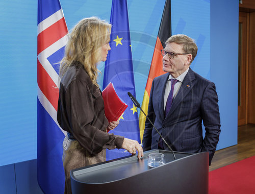 BM Wadephul trifft AMin Island