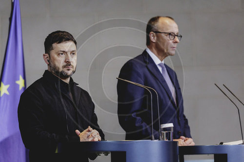 Praesident der Ukraine Selenskyj trifft Bundeskanzler Merz