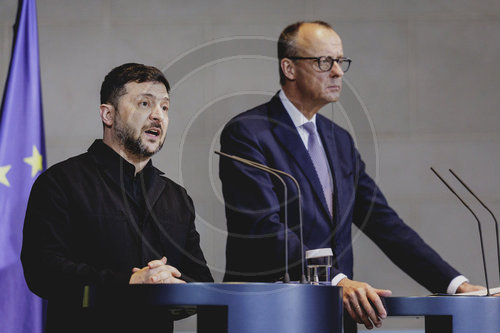 Praesident der Ukraine Selenskyj trifft Bundeskanzler Merz