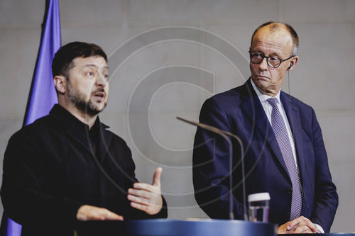 Praesident der Ukraine Selenskyj trifft Bundeskanzler Merz