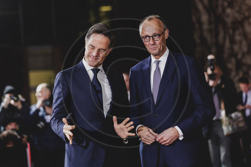 Bundeskanzler Merz trifft europaeische Staats- und Regierungschefs im Bundeskanzleramt