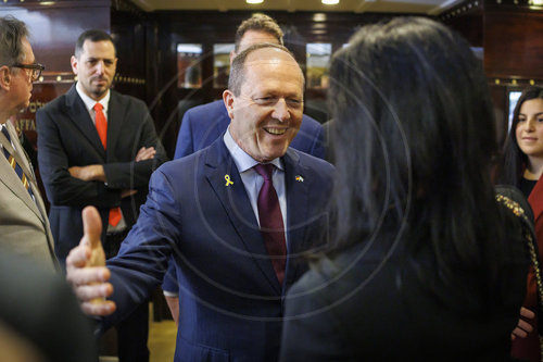 BM Reiche reist nach Israel