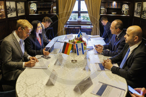 BM Reiche reist nach Israel