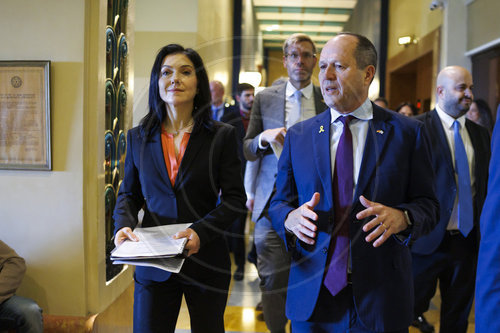 BM Reiche reist nach Israel