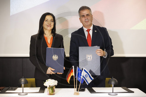 BM Reiche reist nach Israel