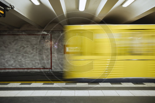 U-Bahn Alexanderplatz