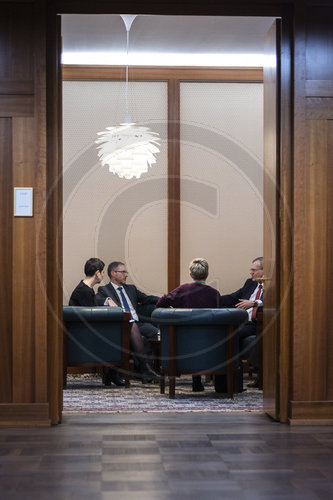 Kalasnikova und Babaryka im Auswaertigen Amt