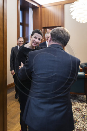 Wadephul trifft Kalasnikova