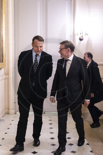 Wadephul reist nach Paris