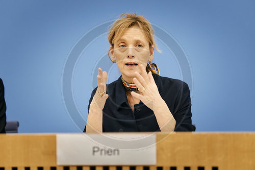 BMBFSFJ in Bundespressekonferenz